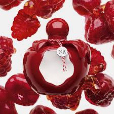 NINA RED APPLE
